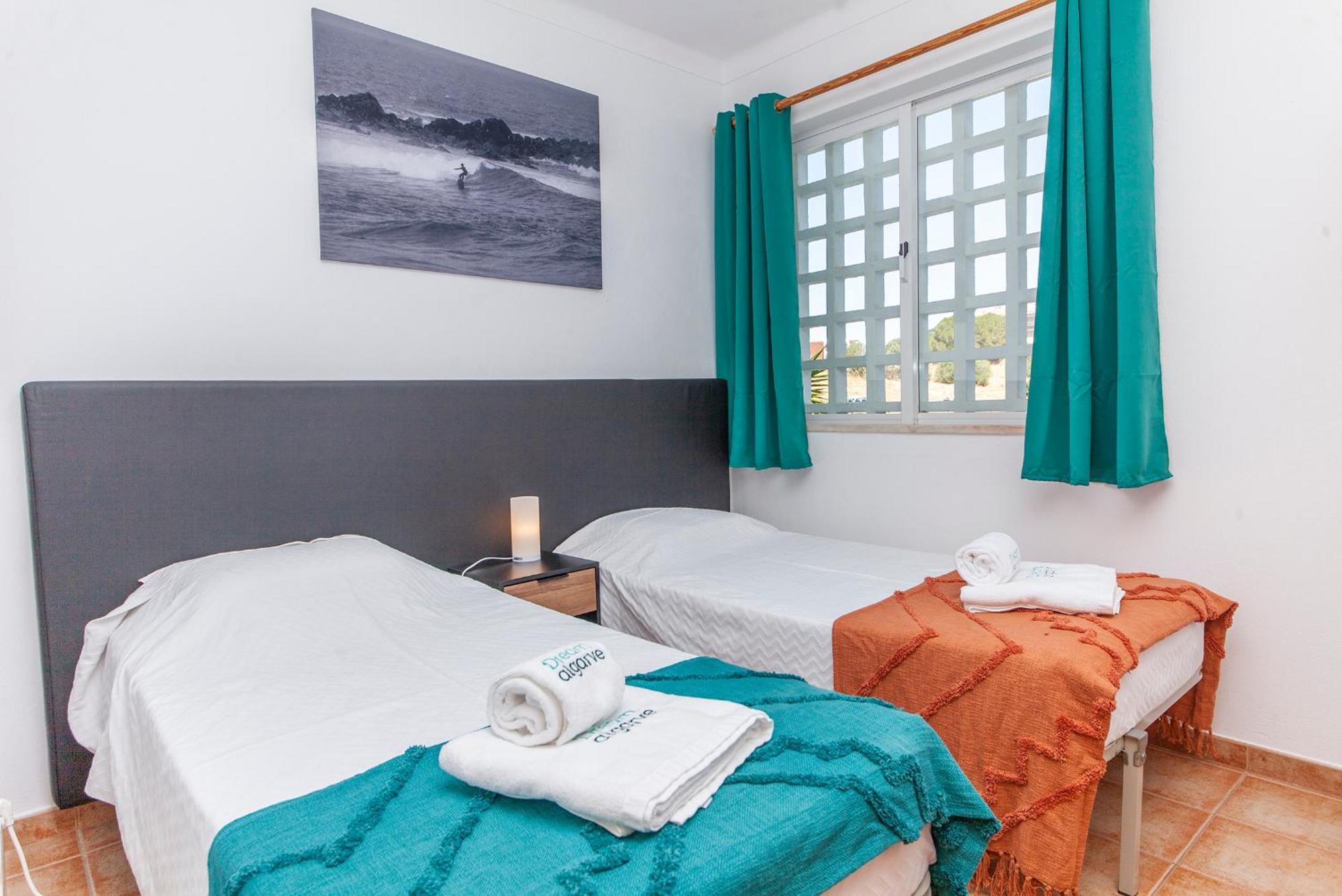 P - Meia-Praia Seaview Guesthouse Lagos Oda fotoğraf