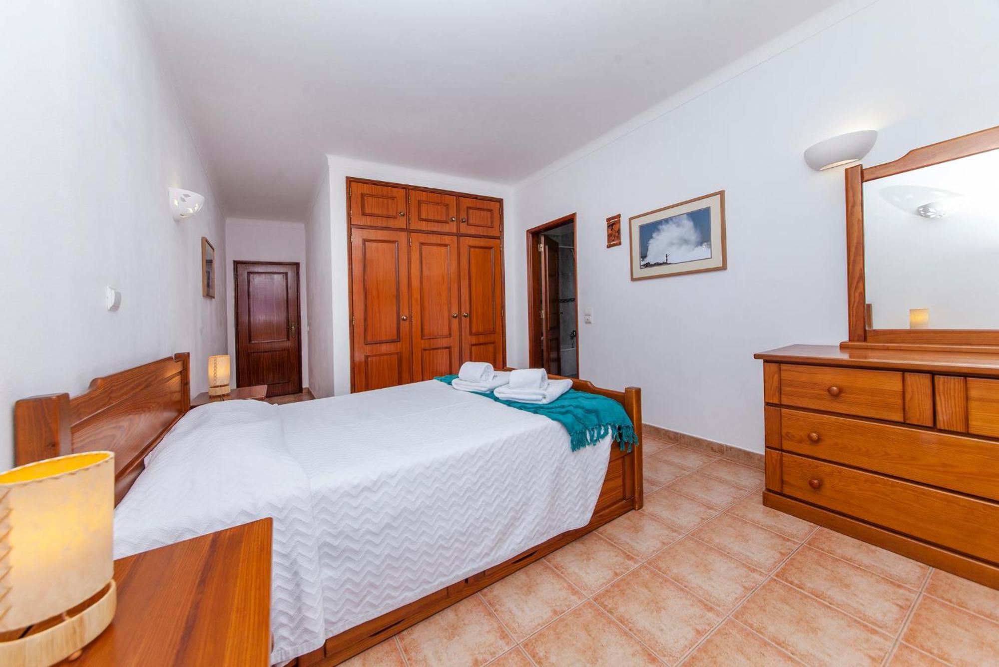 P - Meia-Praia Seaview Guesthouse Lagos Oda fotoğraf
