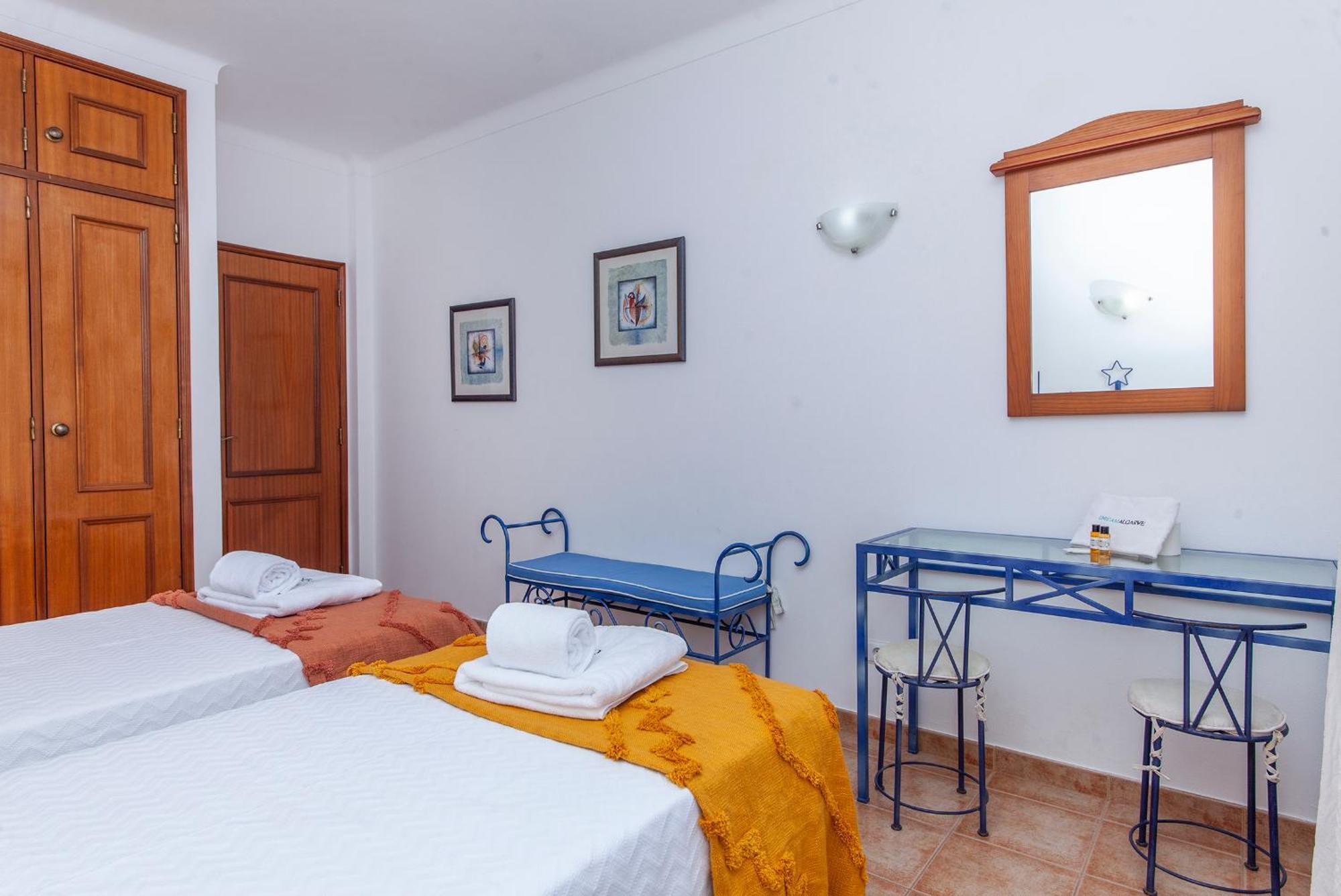 P - Meia-Praia Seaview Guesthouse Lagos Oda fotoğraf