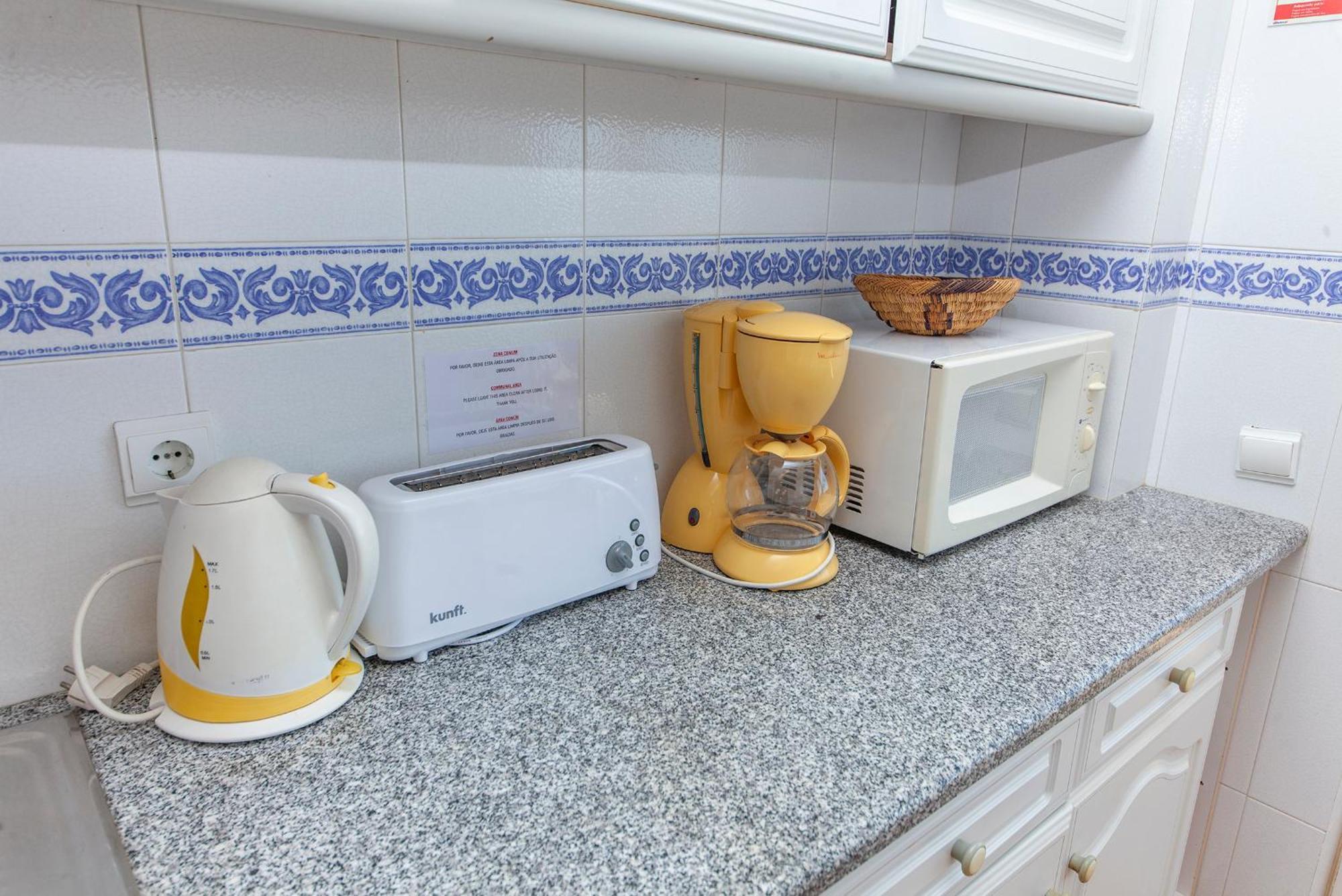 P - Meia-Praia Seaview Guesthouse Lagos Dış mekan fotoğraf