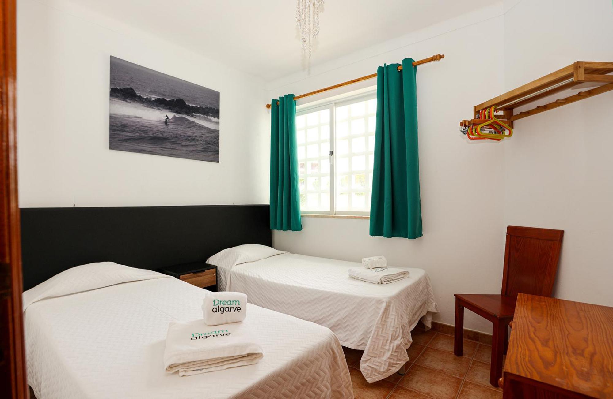 P - Meia-Praia Seaview Guesthouse Lagos Dış mekan fotoğraf